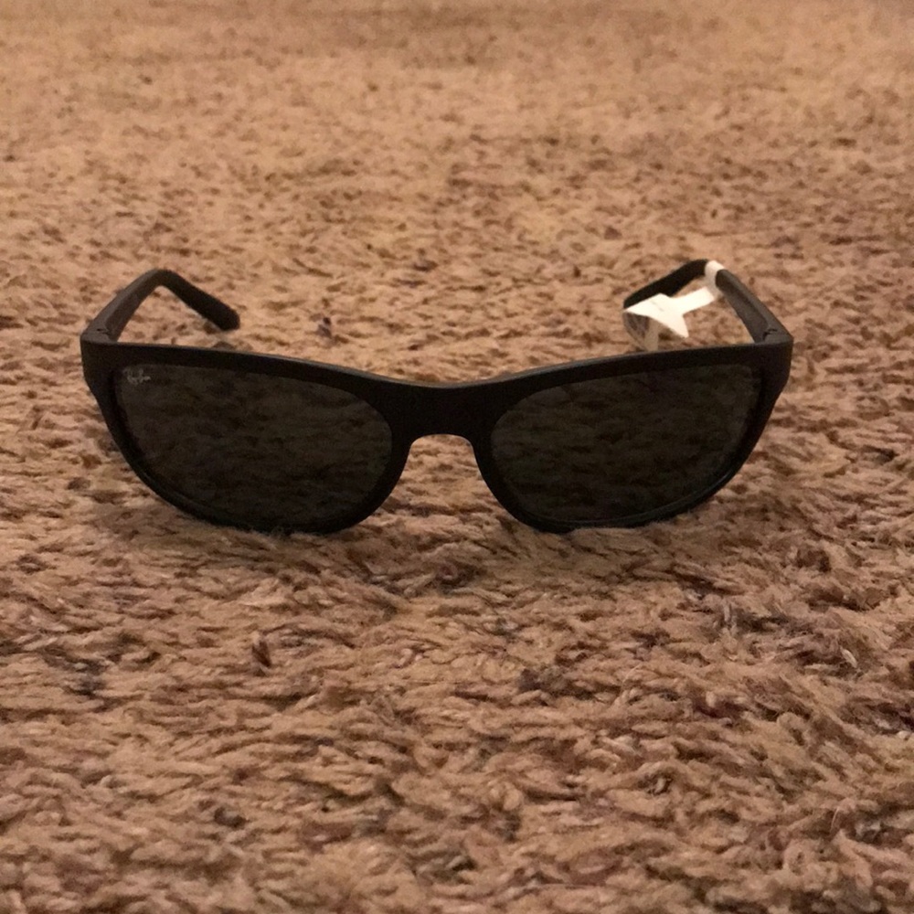 Ray-Ban Sunglasses